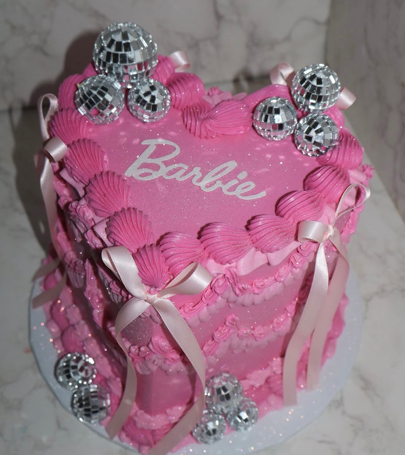 Heart Vintage Cakes