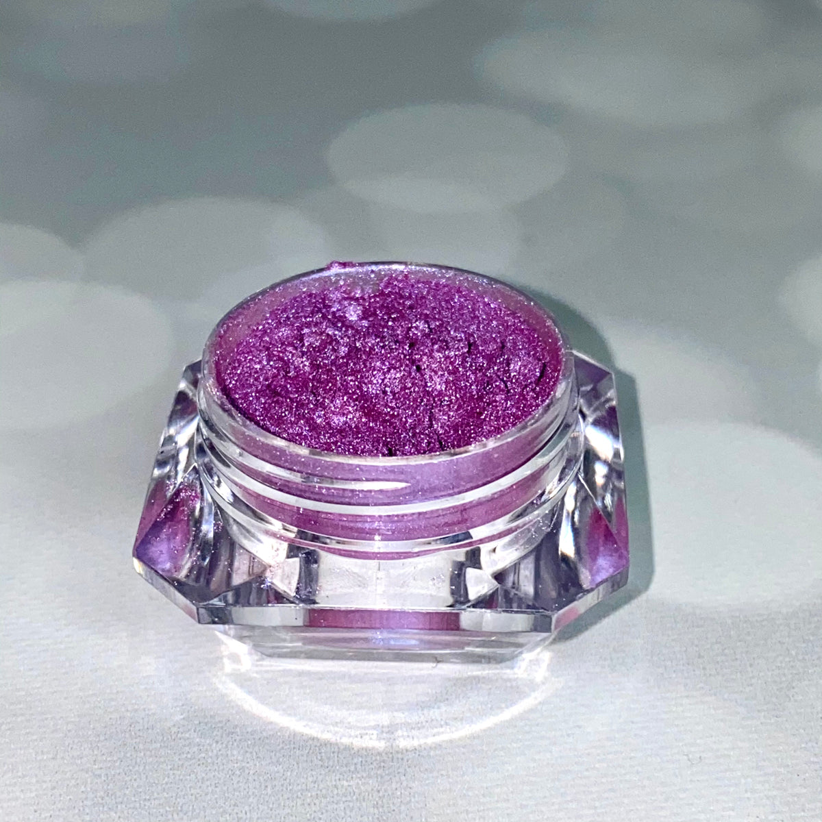 Extraterrestrial Lavish Pigment Eyeshadow
