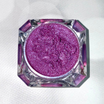 Extraterrestrial Lavish Pigment Eyeshadow