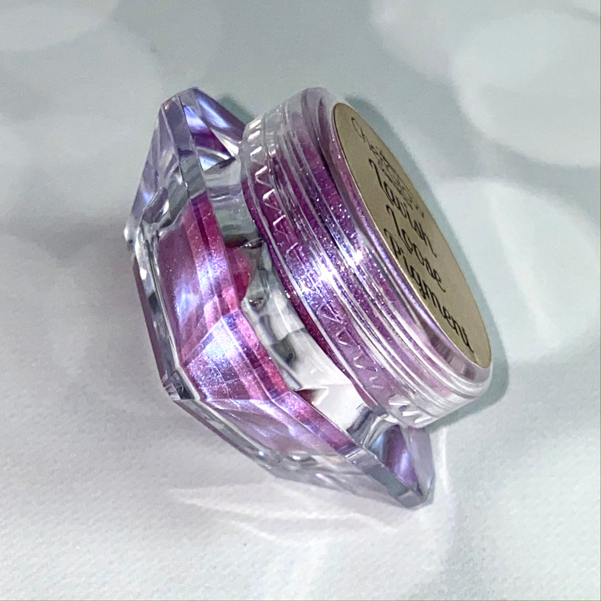 Extraterrestrial Lavish Pigment Eyeshadow